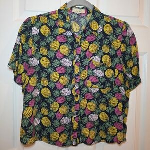Love Notes Shirt Size M Pineapple Print Cropped Top
